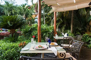 فندق Royal Club Grand كوزوميل المكسيك